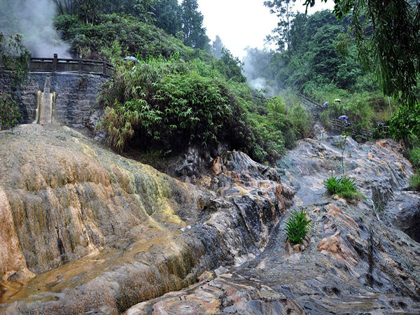 腾冲热海风景区