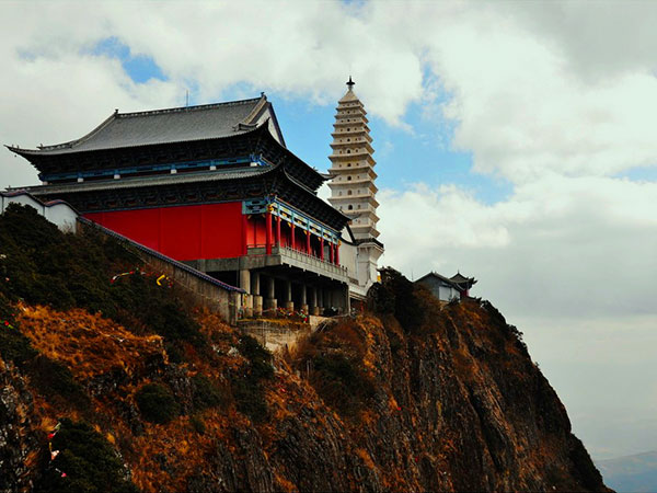 鸡足山